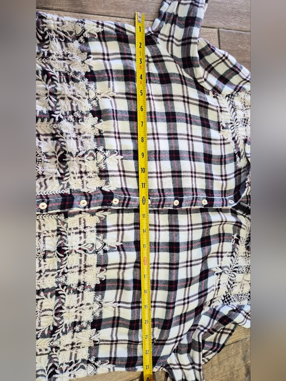 3J Workshop Johnny Was White Plaid Button-Down Shirt with Lace Embroidery Sz L - Picture 11 of 11